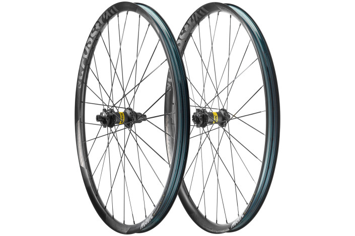 MAVIC E-CROSSTRAIL SL CARBON 29 DISC CENTERLOCK BOOST PÁR MICRO SPLINE (P00016807) Množ. Uni