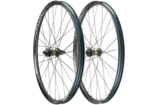 MAVIC E-CROSSTRAIL SL CARBON 29 DISC CENTERLOCK BOOST PÁR MICRO SPLINE (P00016807) Množ. Uni