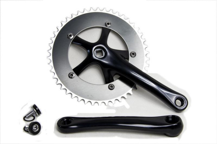 MECH. KORB. 1/8" 46T ALU CZARNY