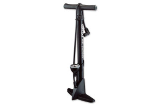 POMPKA GIYO STACJONARNA Z TWORZYWA Z MANOMETREM