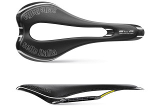 Siodło SELLE ITALIA SLR TEKNO FLOW, S (id match - S3) carbon/keramic 7x9, carbon/fibra-tek, 110g carbon (WYPRZEDAŻ 45%)