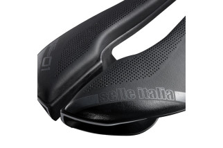 Siodło SELLE ITALIA SP-01 BOOST KIT CARBONIO SUPERFLOW L (id match L3), Carbon/keramic Rail, Fibra-Tek, 166g (WYPRZEDAŻ 45%)